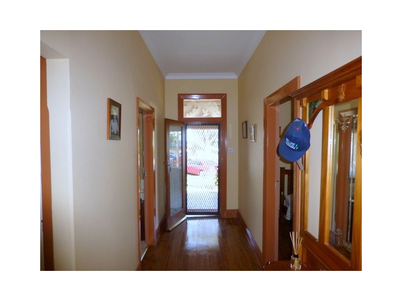 65 Hill Street, Parkes NSW 2870