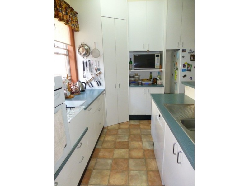 65 Hill Street, Parkes NSW 2870