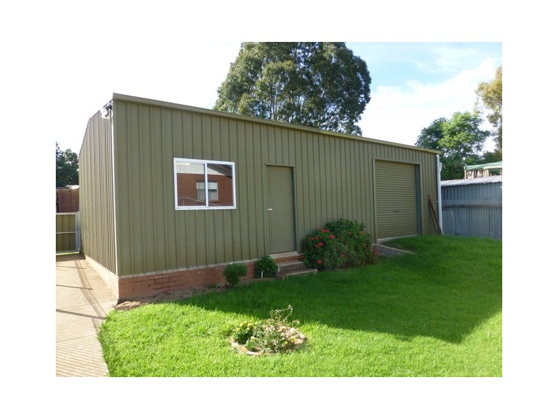 65 Hill Street, Parkes NSW 2870