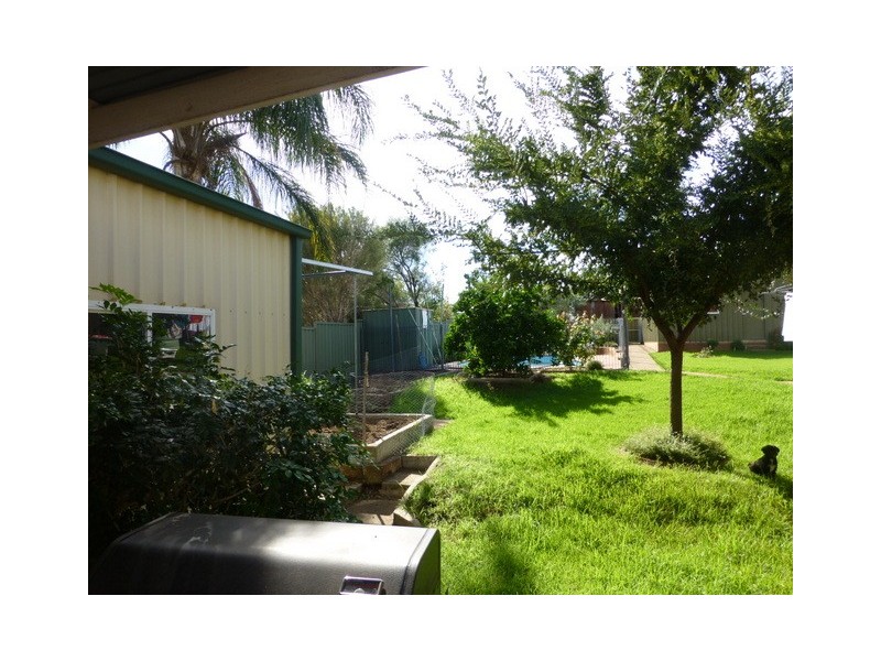 65 Hill Street, Parkes NSW 2870