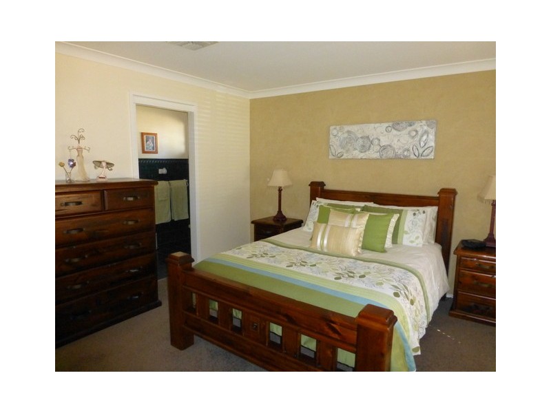 14 Parkesborough Road, Parkes NSW 2870