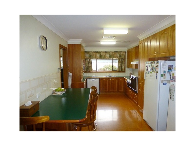 90 Euchie Street, Peak Hill NSW 2869