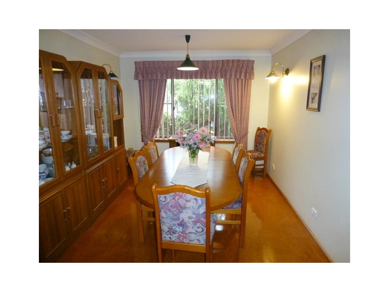 90 Euchie Street, Peak Hill NSW 2869