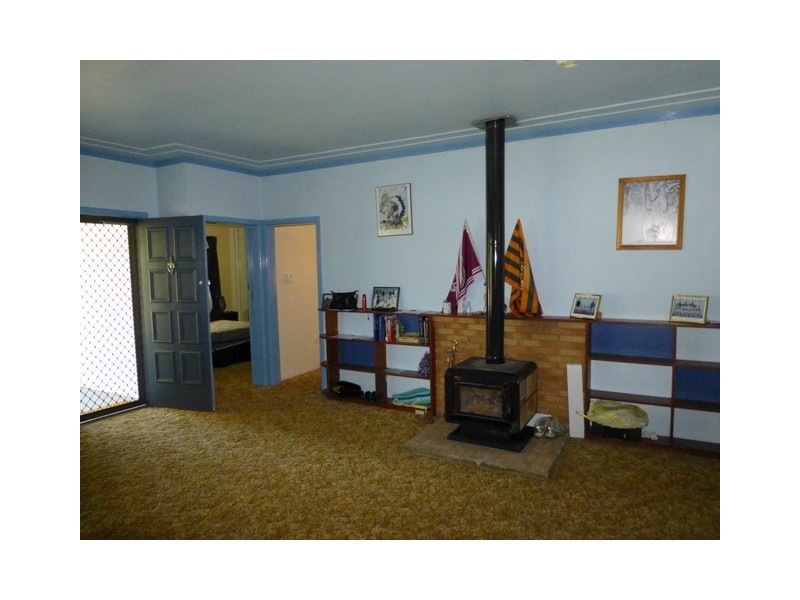 60 Orange Street, Parkes NSW 2870