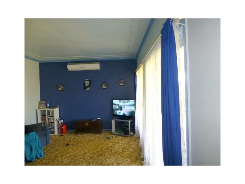 60 Orange Street, Parkes NSW 2870