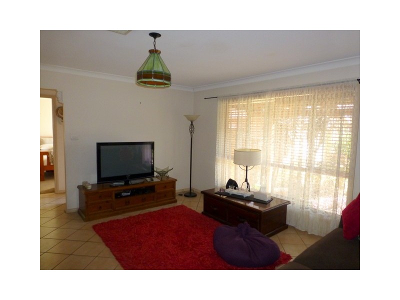 27 Paterson Street, Parkes NSW 2870