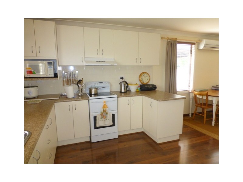 2 Mill Street, Parkes NSW 2870
