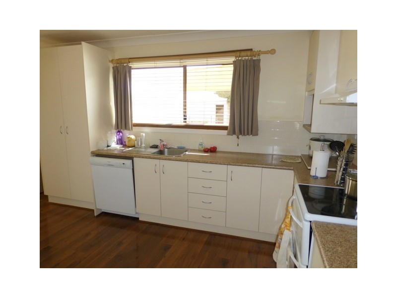 2 Mill Street, Parkes NSW 2870