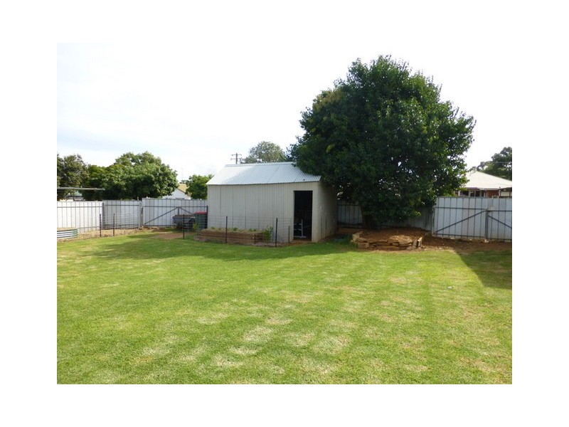2 Mill Street, Parkes NSW 2870