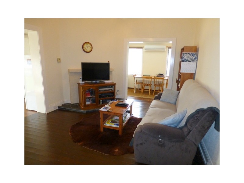 2 Mill Street, Parkes NSW 2870