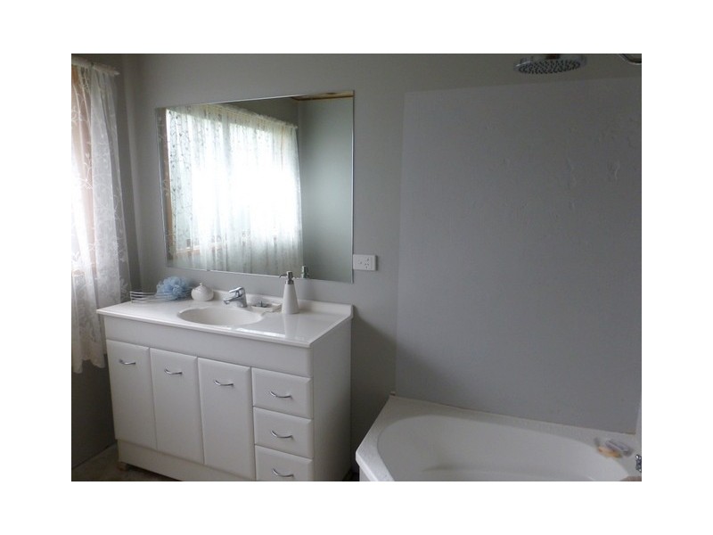 72 Forbes Road, Parkes NSW 2870