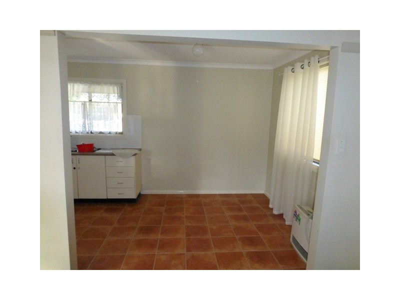 7 Moon Crescent, Parkes NSW 2870