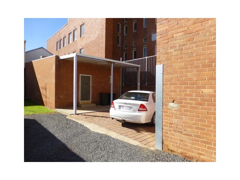 304 Clarinda Street, Parkes NSW 2870