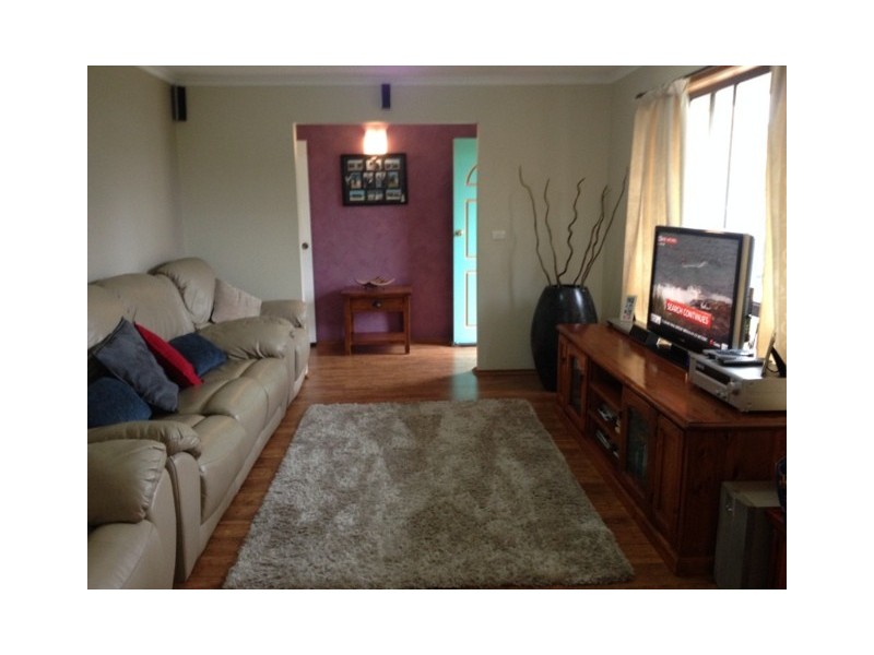 6 Basil Avenue, Parkes NSW 2870