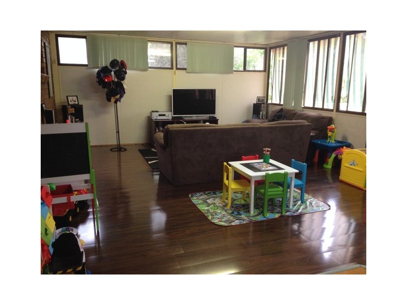 6 Basil Avenue, Parkes NSW 2870