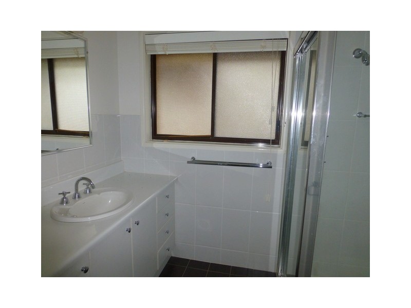 42 Molong Road, Parkes NSW 2870