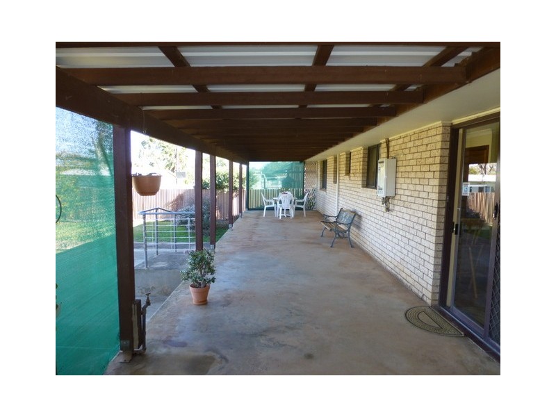 27 Webb Street, Parkes NSW 2870