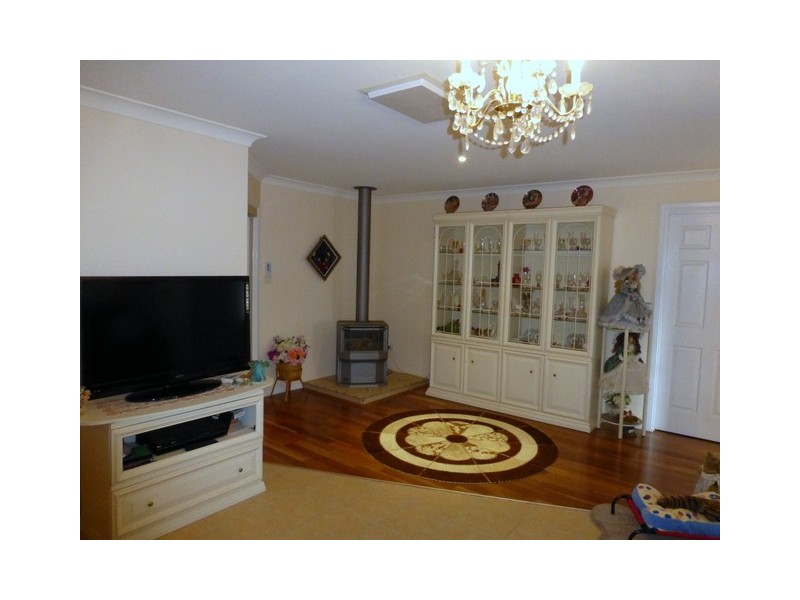 41 Flinders Street, Parkes NSW 2870