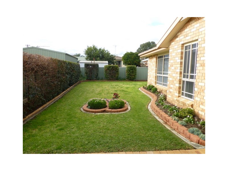41 Flinders Street, Parkes NSW 2870
