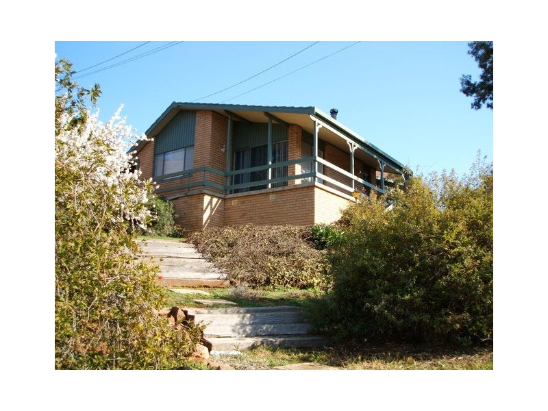 20 Albert Street, Parkes NSW 2870