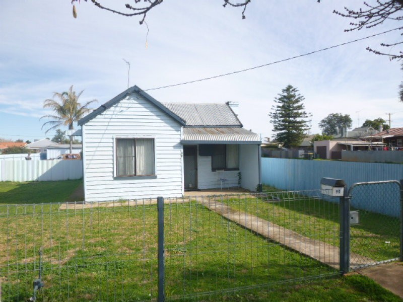 90 Bogan Street, Parkes NSW 2870