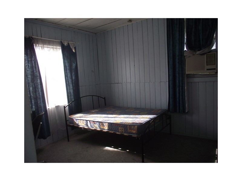 90 Bogan Street, Parkes NSW 2870