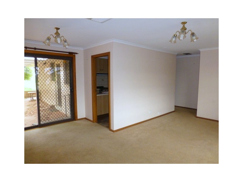 51 Hill Street, Parkes NSW 2870