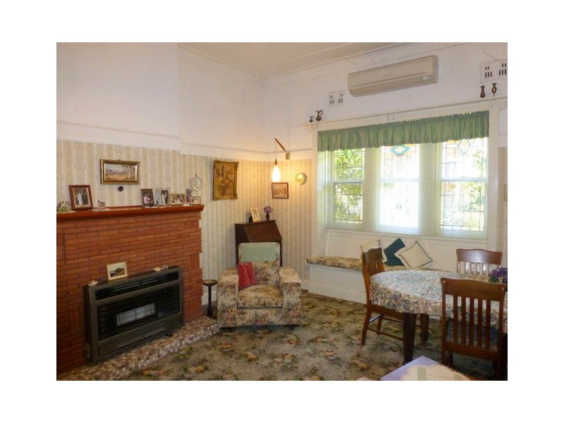 46 Church Street, Parkes NSW 2870