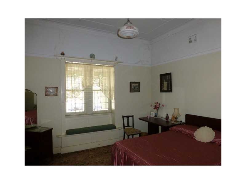 46 Church Street, Parkes NSW 2870