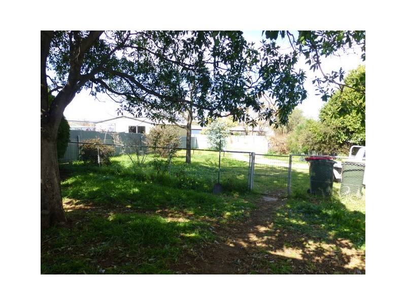 15 Goobang Street, Parkes NSW 2870