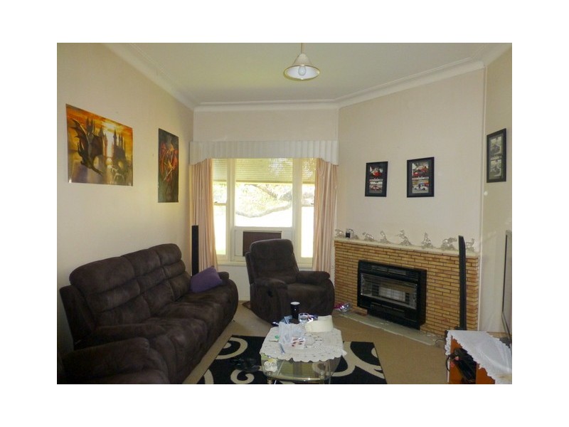 15 Goobang Street, Parkes NSW 2870