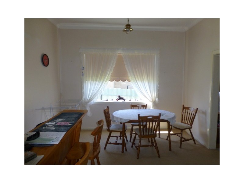 15 Goobang Street, Parkes NSW 2870