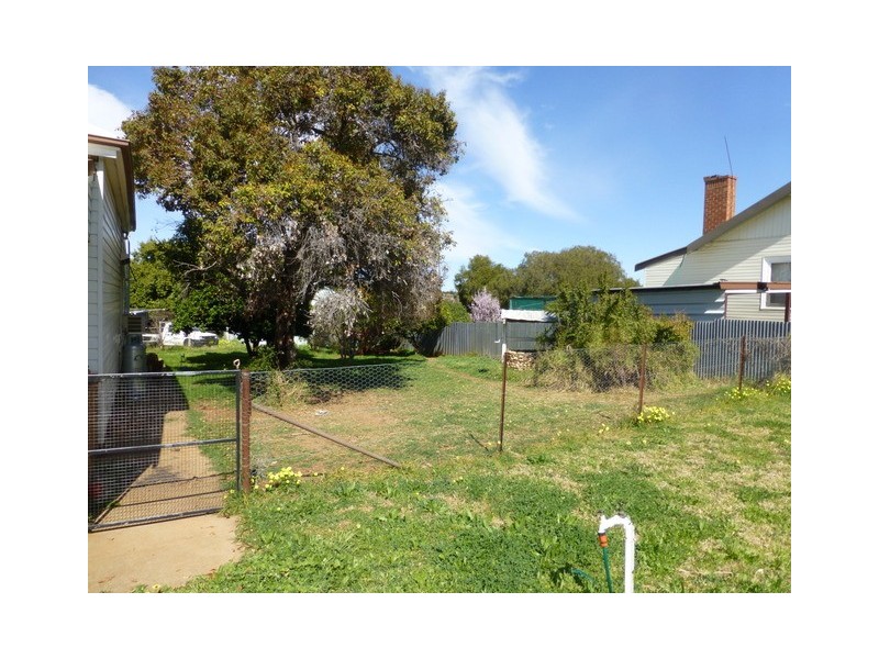 15 Goobang Street, Parkes NSW 2870