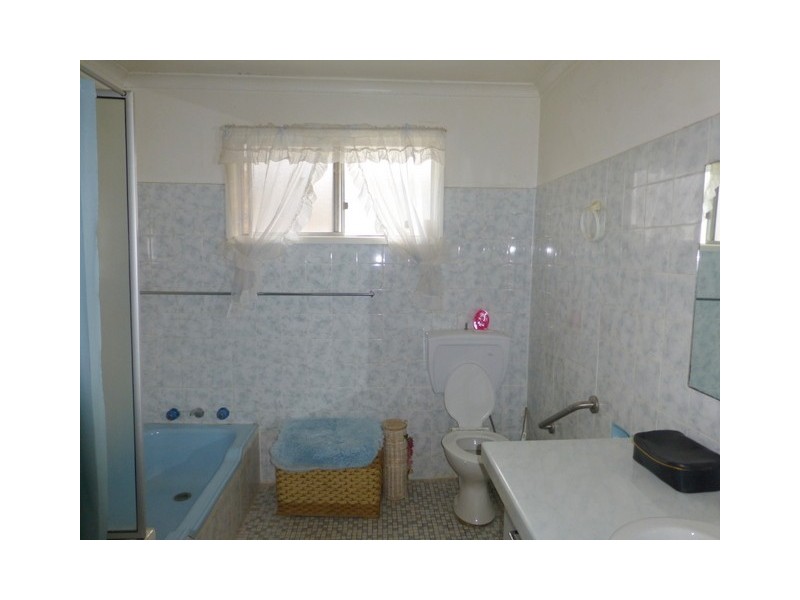 34 Reid Street, Parkes NSW 2870