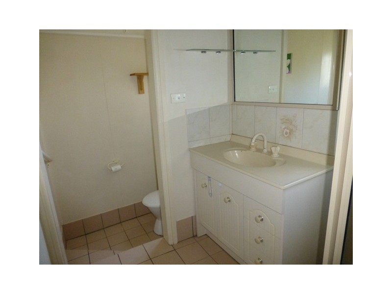13 Medlyn Street, Parkes NSW 2870