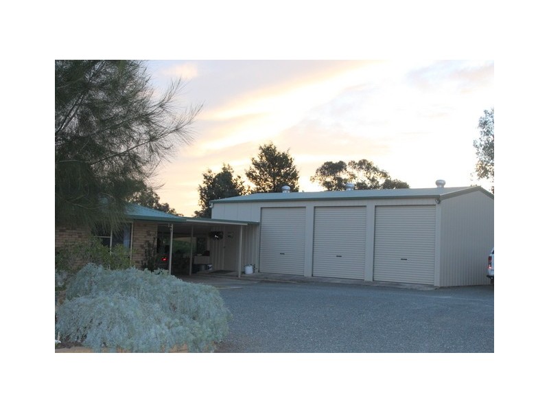 140 Heraghty Road, Parkes NSW 2870