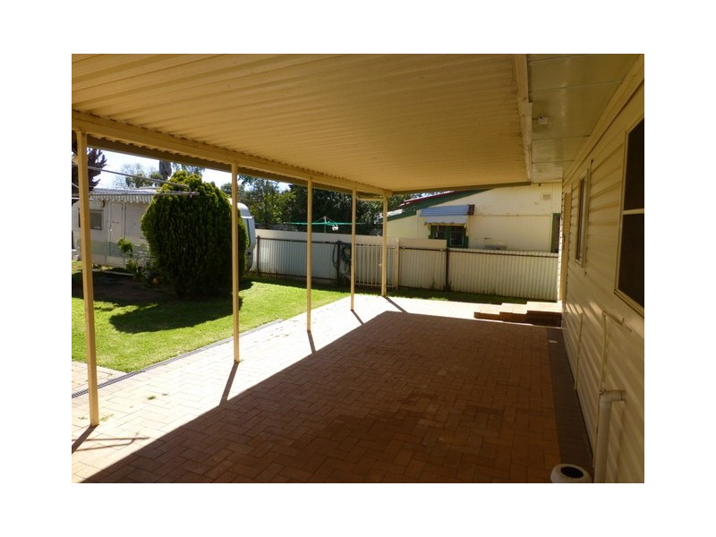 72 Mitchell Street, Parkes NSW 2870