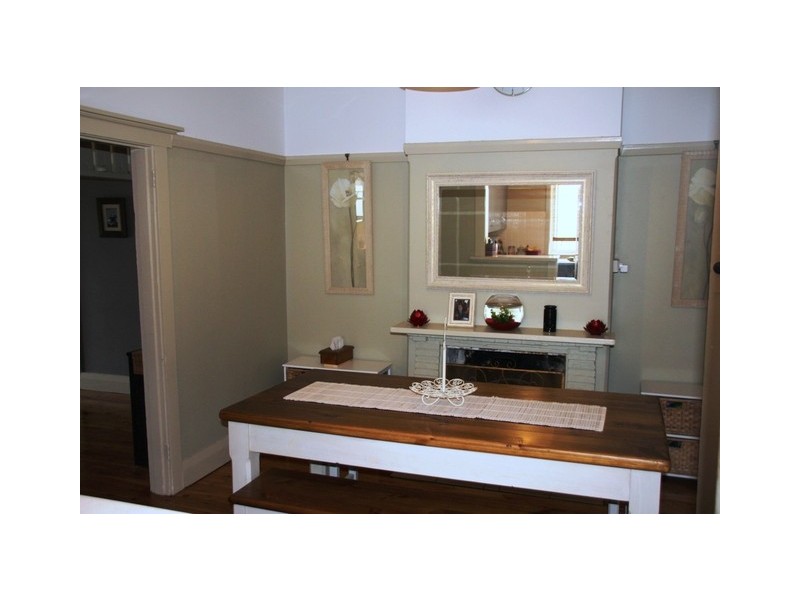 36 Close Street, Parkes NSW 2870