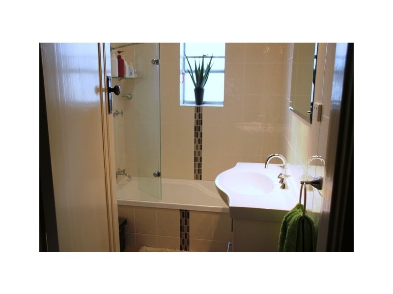 36 Close Street, Parkes NSW 2870