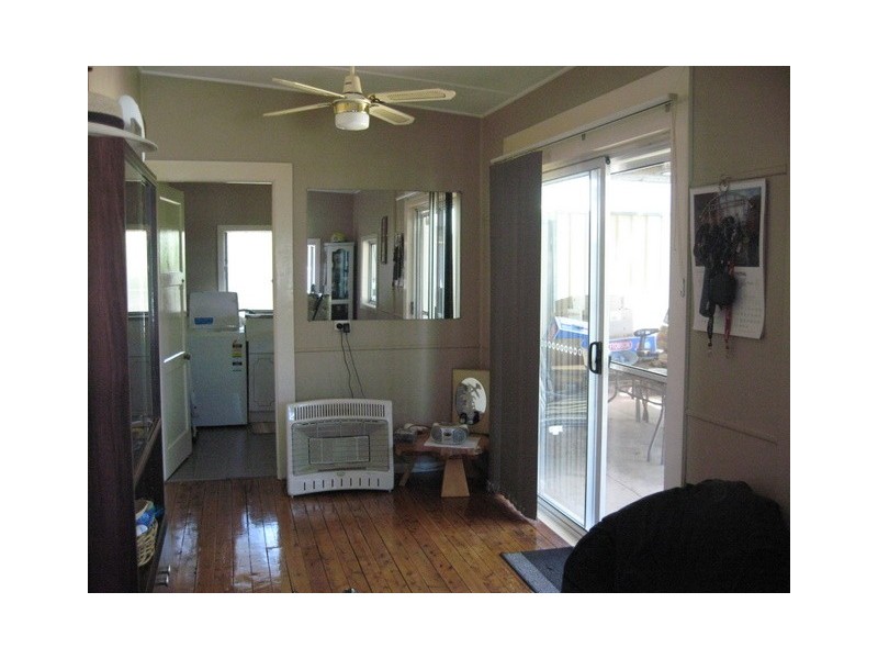 12 Howard Street, Parkes NSW 2870