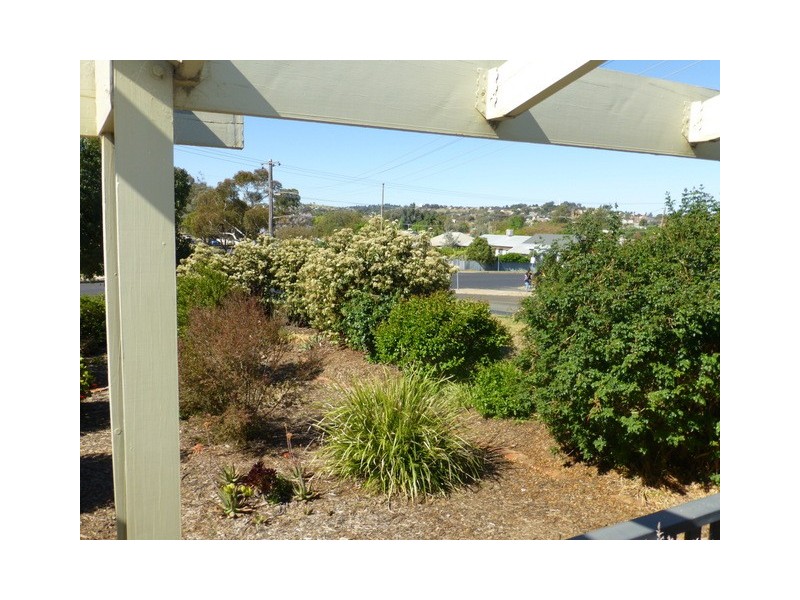 1 Brolgan Road, Parkes NSW 2870