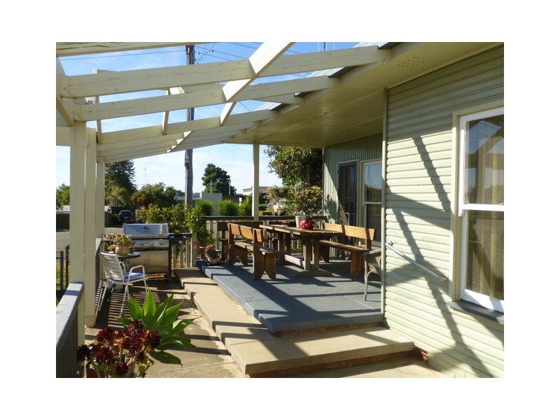 1 Brolgan Road, Parkes NSW 2870