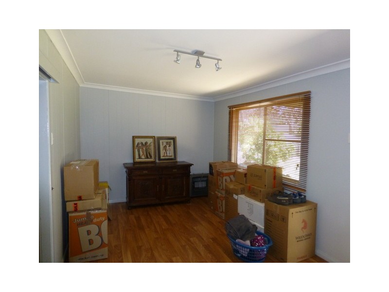 10 Orange Street, Parkes NSW 2870