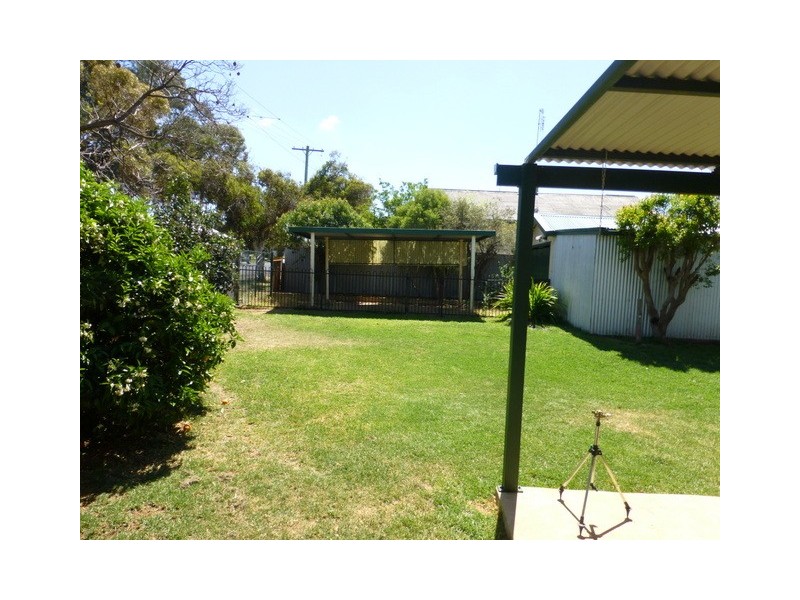 10 Orange Street, Parkes NSW 2870