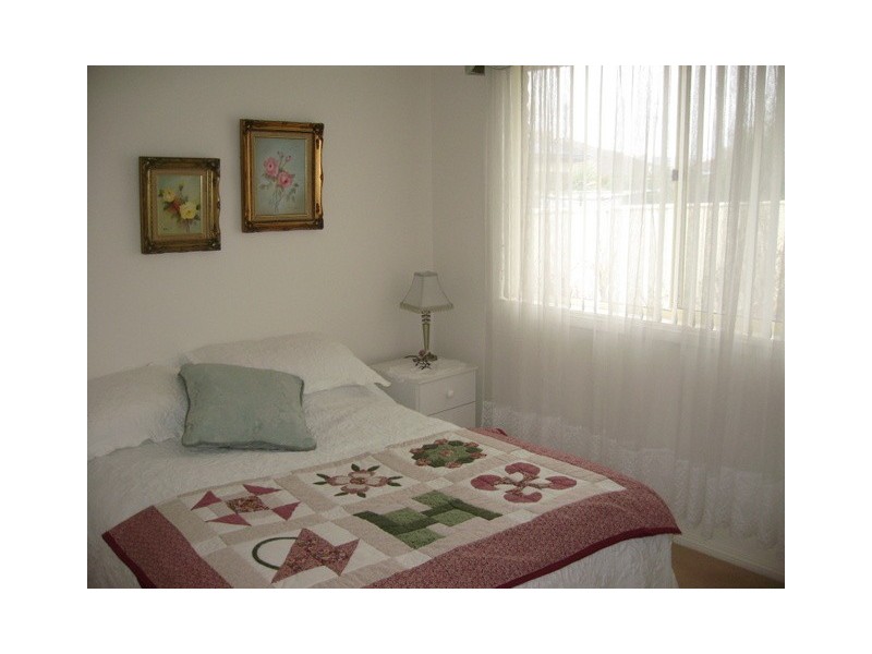 5 Guillan Place, Parkes NSW 2870