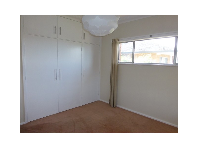 2 Jones Street, Parkes NSW 2870