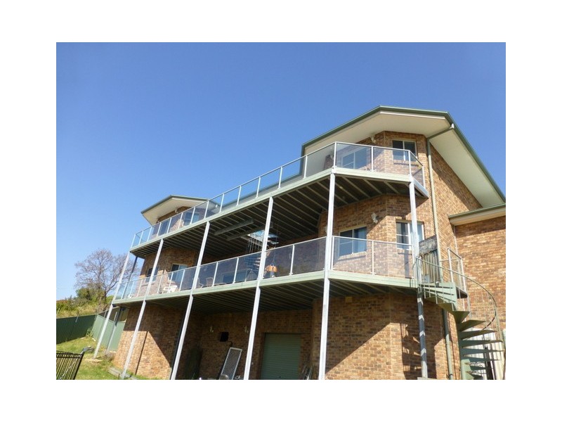 15 Glenwarrie Place, Parkes NSW 2870