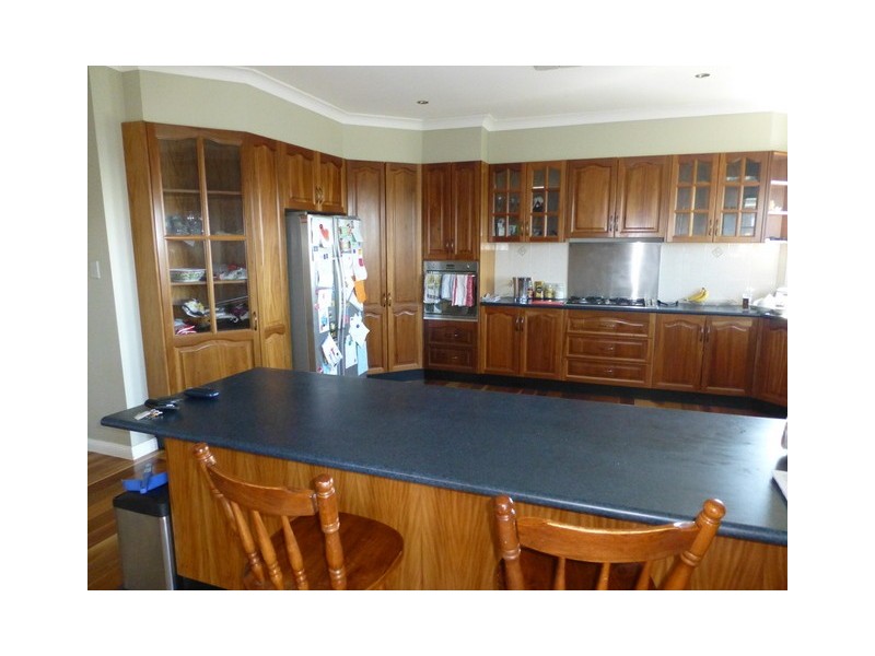 15 Glenwarrie Place, Parkes NSW 2870