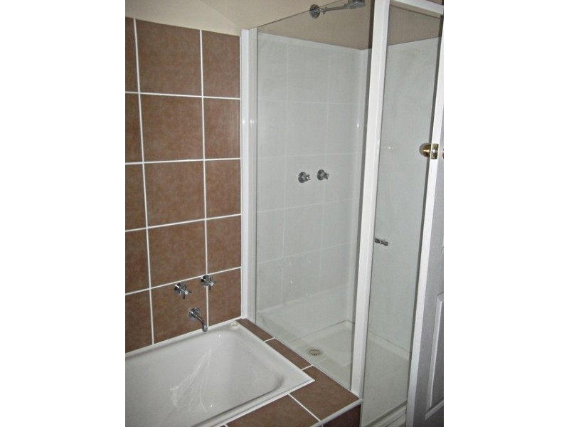 17-19 Callaghan Street, Parkes NSW 2870