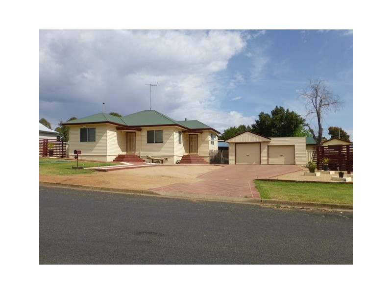 17-19 Callaghan Street, Parkes NSW 2870